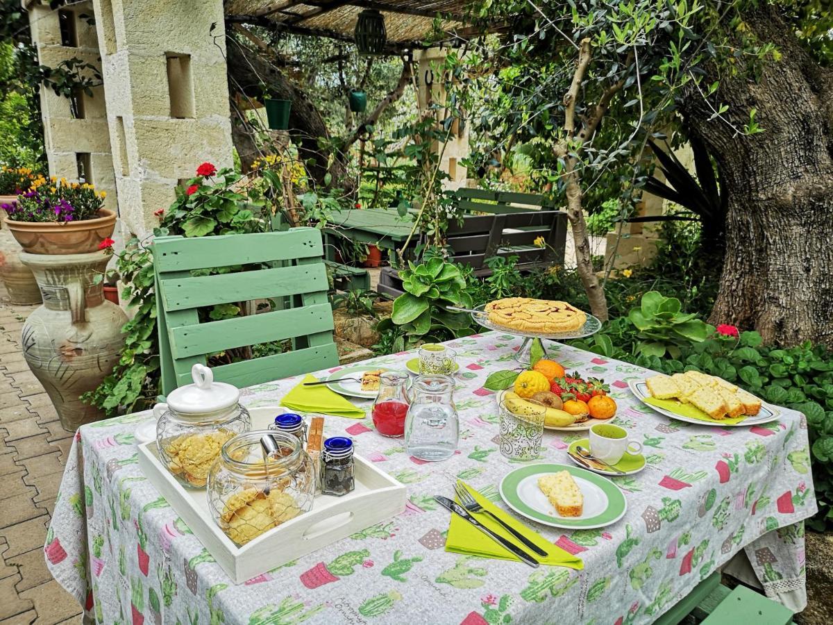 La casa nel villaggio Montalbano  Esterno foto